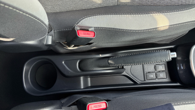 Toyota Yaris 1.5 Hybrid Y20 5dr CVT [Bi-tone] Hybrid Hatchback